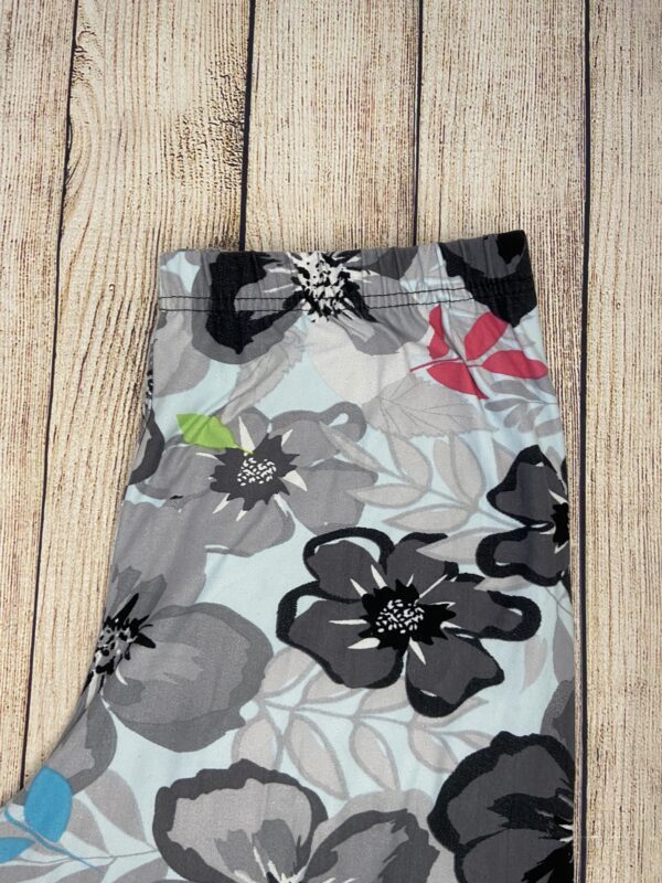 Mint for the Tropics - Image 2